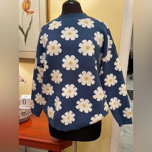 net143 Sweaters - Daisy Sweater